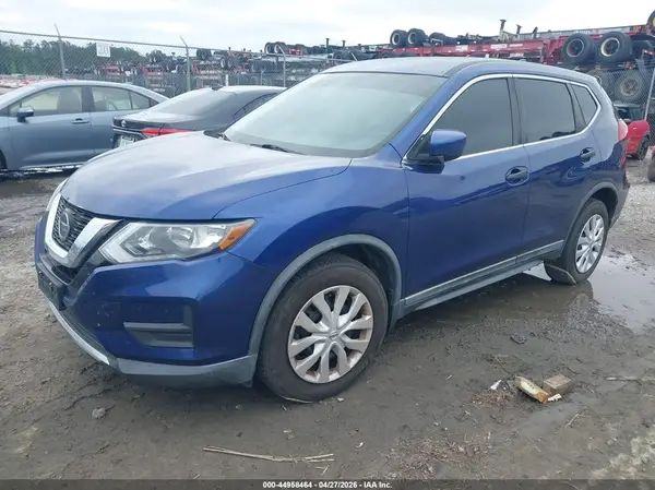 KNMAT2MT4JP582348 2018 NISSAN ROGUE - Image 2