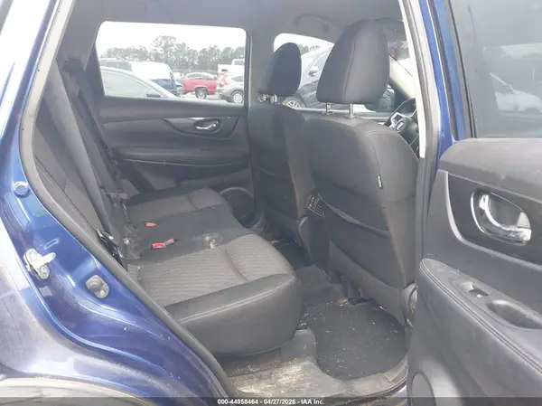 KNMAT2MT4JP582348 2018 NISSAN ROGUE - Image 8