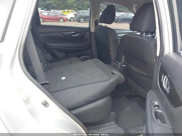 KNMAT2MT4JP584049 2018 NISSAN ROGUE - Image 8