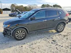 KNMAT2MT4JP585508 2018 NISSAN ROGUE