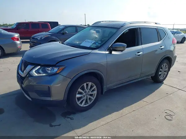 KNMAT2MT4JP595438 2018 NISSAN ROGUE - Image 2