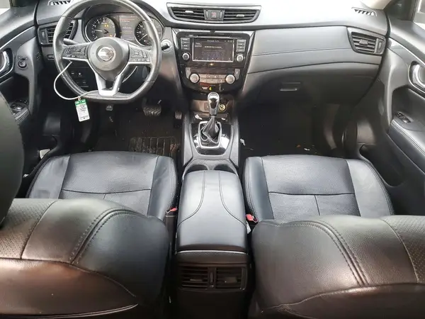 KNMAT2MT4JP596010 2018 NISSAN ROGUE - Image 8