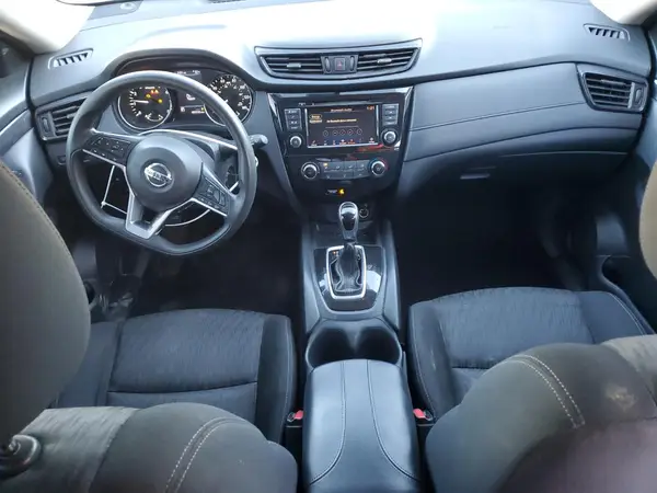 KNMAT2MT4JP597982 2018 NISSAN ROGUE - Image 8