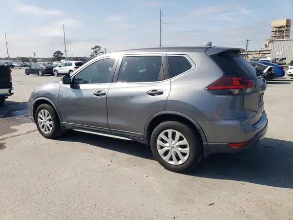 KNMAT2MT4JP599487 2018 NISSAN ROGUE - Image 2