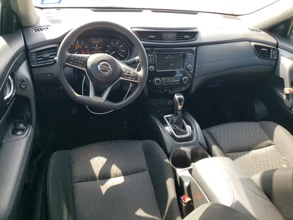 KNMAT2MT4JP599487 2018 NISSAN ROGUE - Image 8