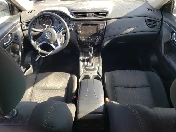 KNMAT2MT4JP606549 2018 NISSAN ROGUE - Image 8