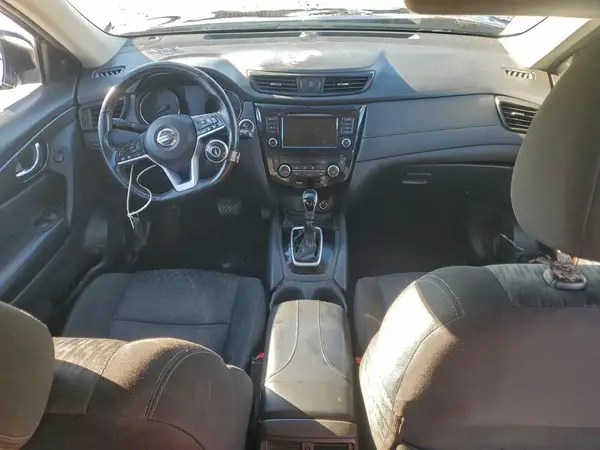 KNMAT2MT4JP606955 2018 NISSAN ROGUE - Image 8