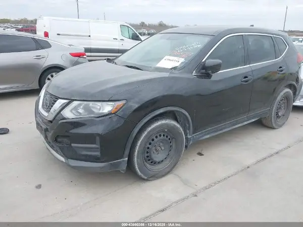 KNMAT2MT4JP610620 2018 NISSAN ROGUE - Image 2