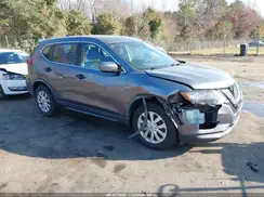 KNMAT2MT4JP613677 2018 NISSAN ROGUE