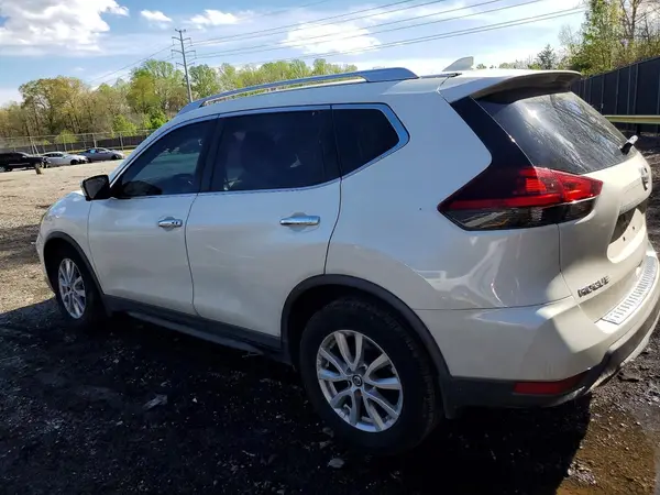 KNMAT2MT4JP616630 2018 NISSAN ROGUE - Image 2
