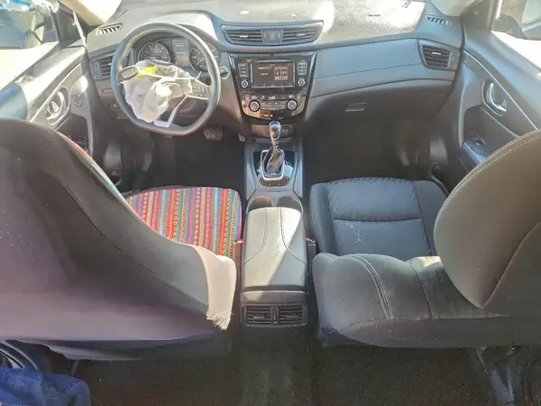 KNMAT2MT4JP618362 2018 NISSAN ROGUE - Image 8