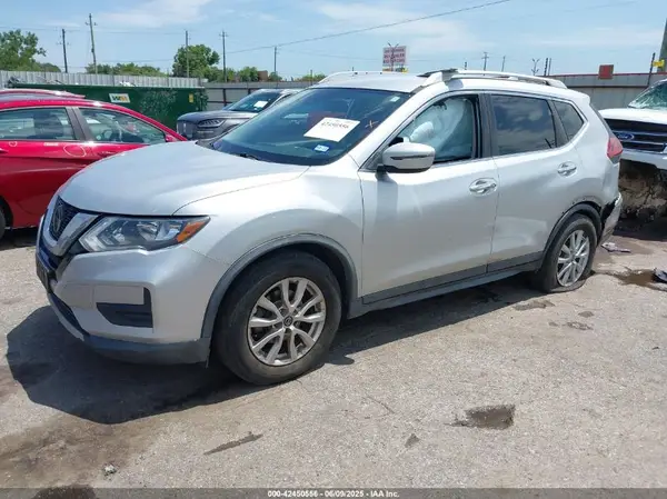 KNMAT2MT4KP501589 2019 NISSAN ROGUE - Image 2