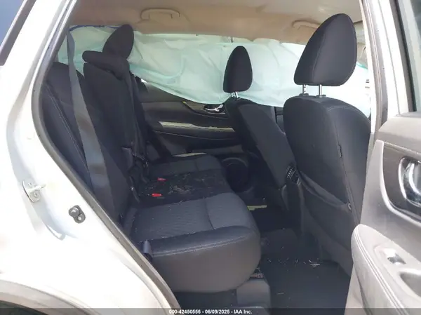 KNMAT2MT4KP501589 2019 NISSAN ROGUE - Image 8