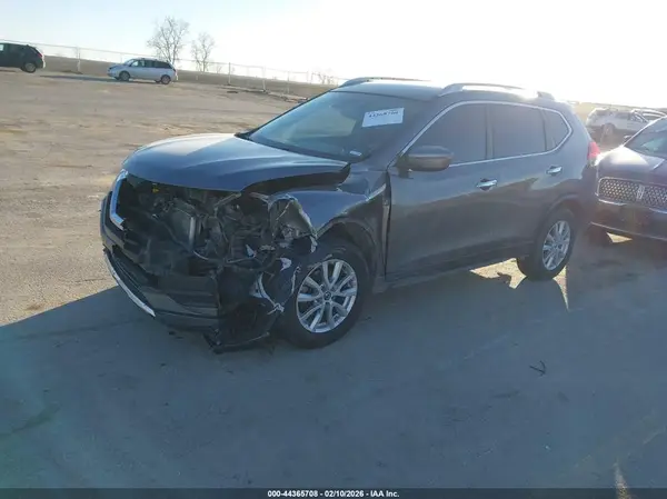 KNMAT2MT4KP505738 2019 NISSAN ROGUE - Image 2