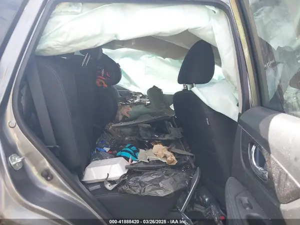 KNMAT2MT4KP531742 2019 NISSAN ROGUE - Image 8