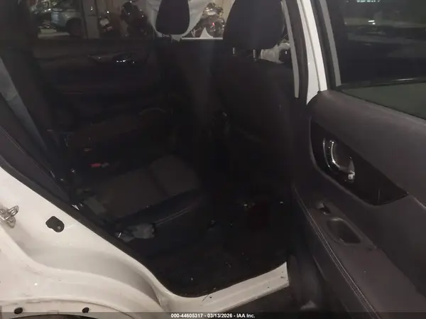KNMAT2MT4KP548413 2019 NISSAN ROGUE - Image 8