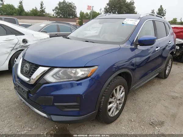 KNMAT2MT4LP503022 2020 NISSAN ROGUE - Image 2