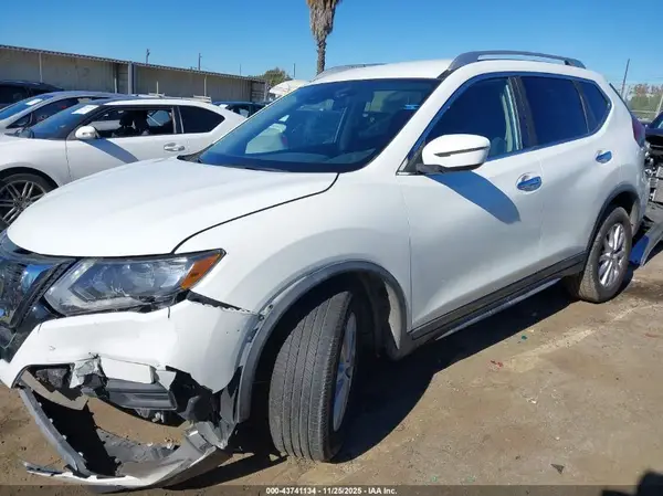 KNMAT2MT4LP509287 2020 NISSAN ROGUE - Image 2