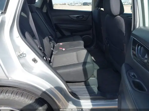KNMAT2MT4LP518328 2020 NISSAN ROGUE - Image 8