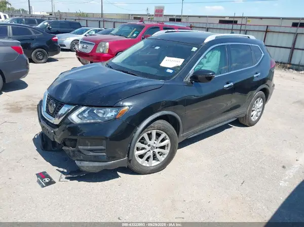 KNMAT2MT4LP530981 2020 NISSAN ROGUE - Image 2