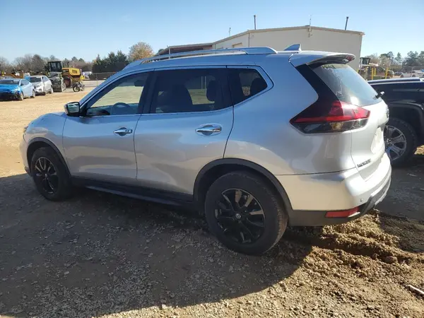 KNMAT2MT4LP535064 2020 NISSAN ROGUE - Image 2