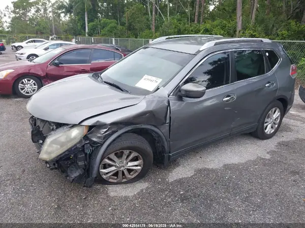 KNMAT2MT5GP597207 2016 NISSAN ROGUE - Image 2