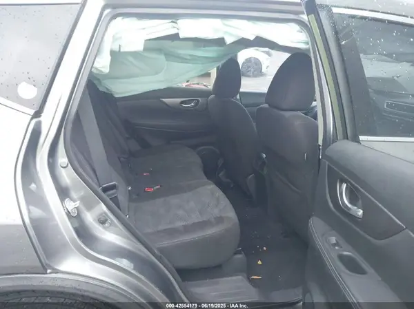 KNMAT2MT5GP597207 2016 NISSAN ROGUE - Image 8