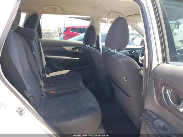 KNMAT2MT5GP605127 2016 NISSAN ROGUE - Image 8