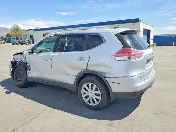 KNMAT2MT5GP615401 2016 NISSAN ROGUE - Image 2