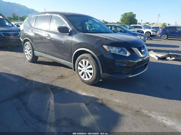 KNMAT2MT5GP623546 2016 NISSAN ROGUE - Image 1
