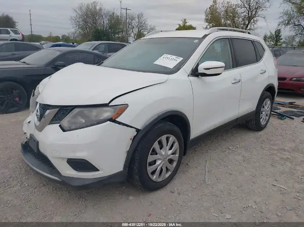 KNMAT2MT5GP627726 2016 NISSAN ROGUE - Image 2