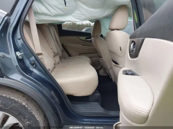 KNMAT2MT5GP657213 2016 NISSAN ROGUE - Image 8