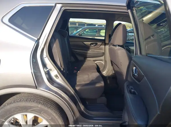 KNMAT2MT5GP661231 2016 NISSAN ROGUE - Image 8