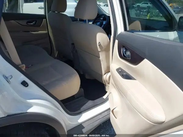 KNMAT2MT5GP662587 2016 NISSAN ROGUE - Image 8