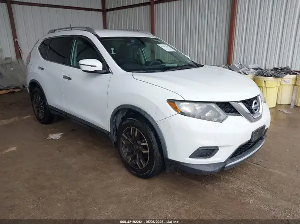 KNMAT2MT5GP665098 2016 NISSAN ROGUE - Image 1