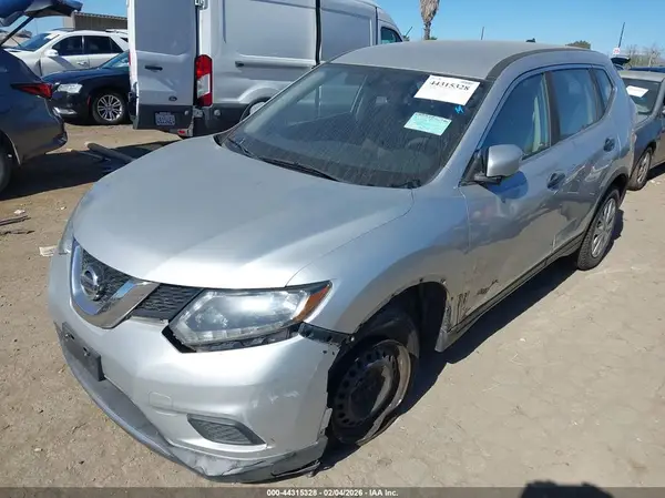 KNMAT2MT5GP688218 2016 NISSAN ROGUE - Image 2