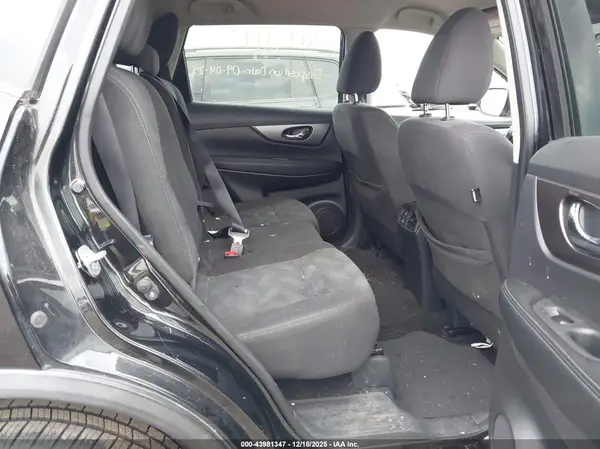 KNMAT2MT5GP698229 2016 NISSAN ROGUE - Image 8