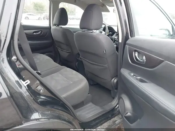 KNMAT2MT5GP707804 2016 NISSAN ROGUE - Image 8