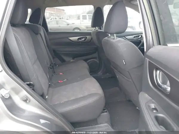 KNMAT2MT5GP733139 2016 NISSAN ROGUE - Image 8