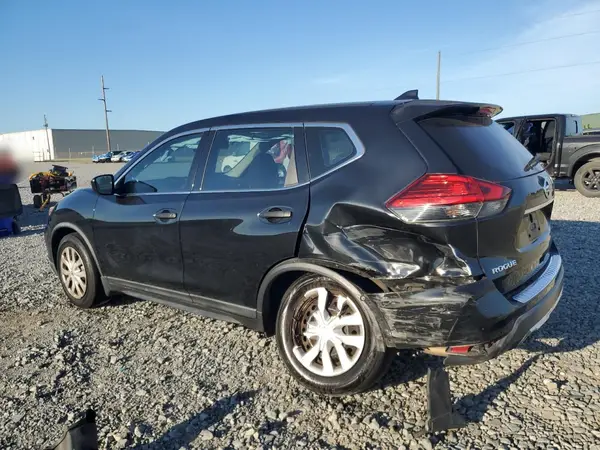 KNMAT2MT5HP500685 2017 NISSAN ROGUE - Image 2
