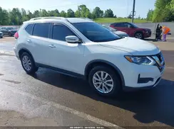 KNMAT2MT5HP501979 2017 NISSAN ROGUE