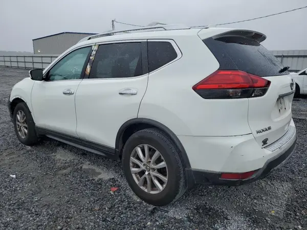 KNMAT2MT5HP503697 2017 NISSAN ROGUE - Image 2