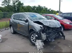KNMAT2MT5HP522900 2017 NISSAN ROGUE