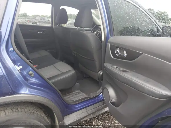 KNMAT2MT5HP527787 2017 NISSAN ROGUE - Image 8
