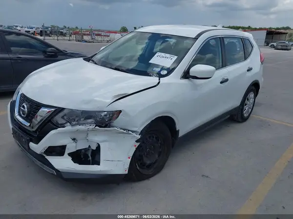 KNMAT2MT5HP532665 2017 NISSAN ROGUE - Image 2