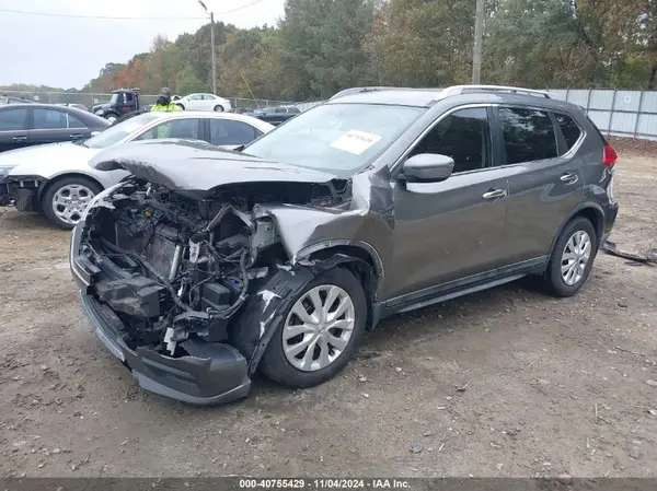 KNMAT2MT5HP536876 2017 NISSAN ROGUE - Image 2
