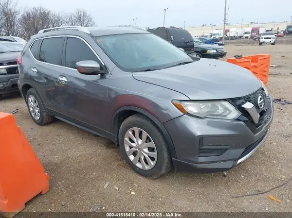 KNMAT2MT5HP539048 2017 NISSAN ROGUE - Image 1