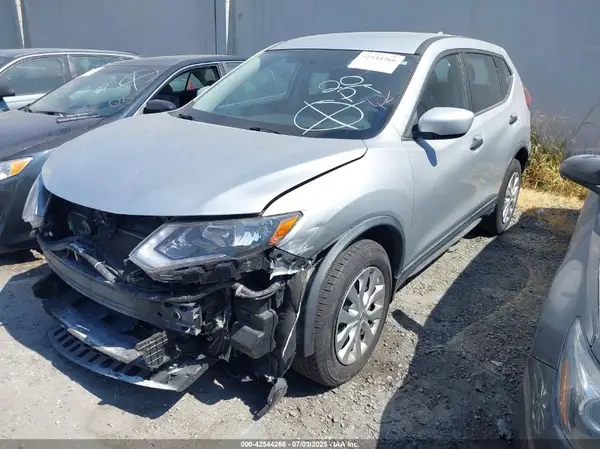 KNMAT2MT5HP539695 2017 NISSAN ROGUE - Image 2