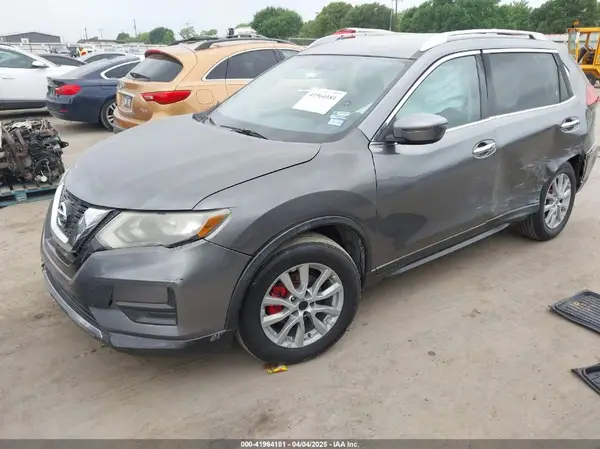 KNMAT2MT5HP547537 2017 NISSAN ROGUE - Image 2