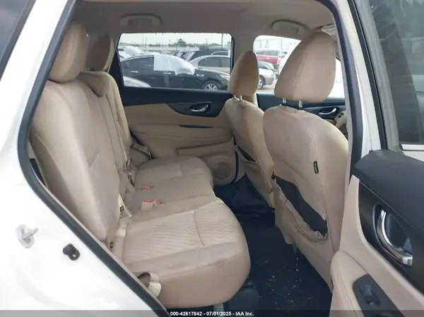 KNMAT2MT5HP550728 2017 NISSAN ROGUE - Image 8